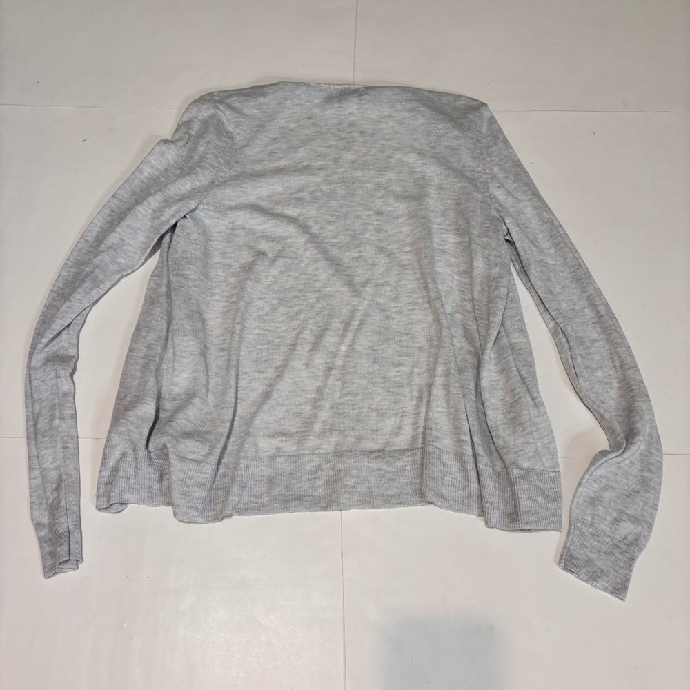 ⭐️Old Navy Light Gray Women's Cardigan - Picture 7 of 7
